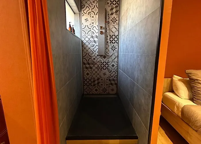 Sahara - Jacuzzi & Sauna Privatif