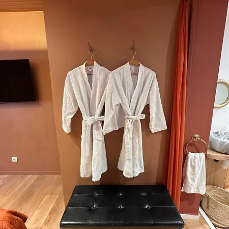 Sahara - Jacuzzi&sauna Privatif Apartamento *
