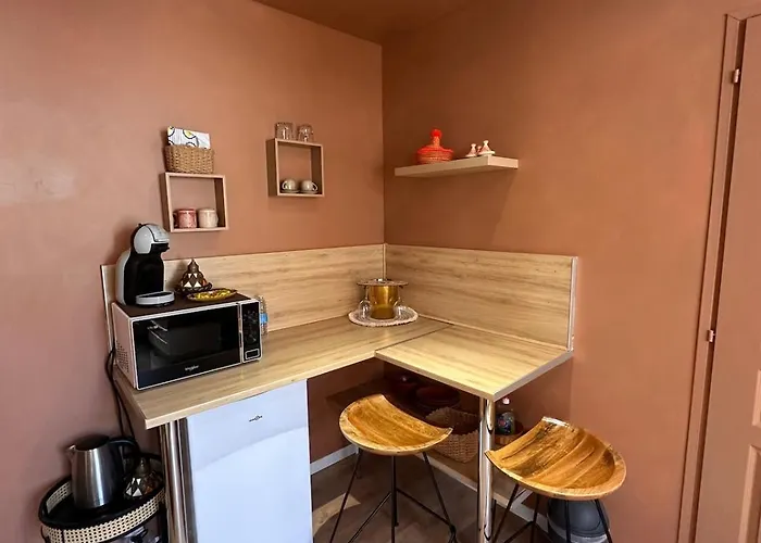 Sahara - Jacuzzi & Sauna Privatif Apartman *